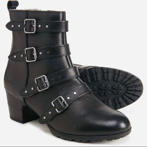 Women's Juliana Booties by Jambu in Black New in box